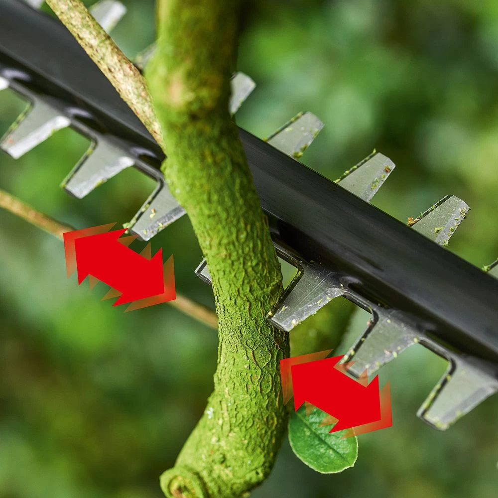 Bosch UniversalHedgePole 18V Cordless Long Reach Hedge Trimmer (with 2.5Ah Battery & Charger) (Bundle Builder) - Image 6