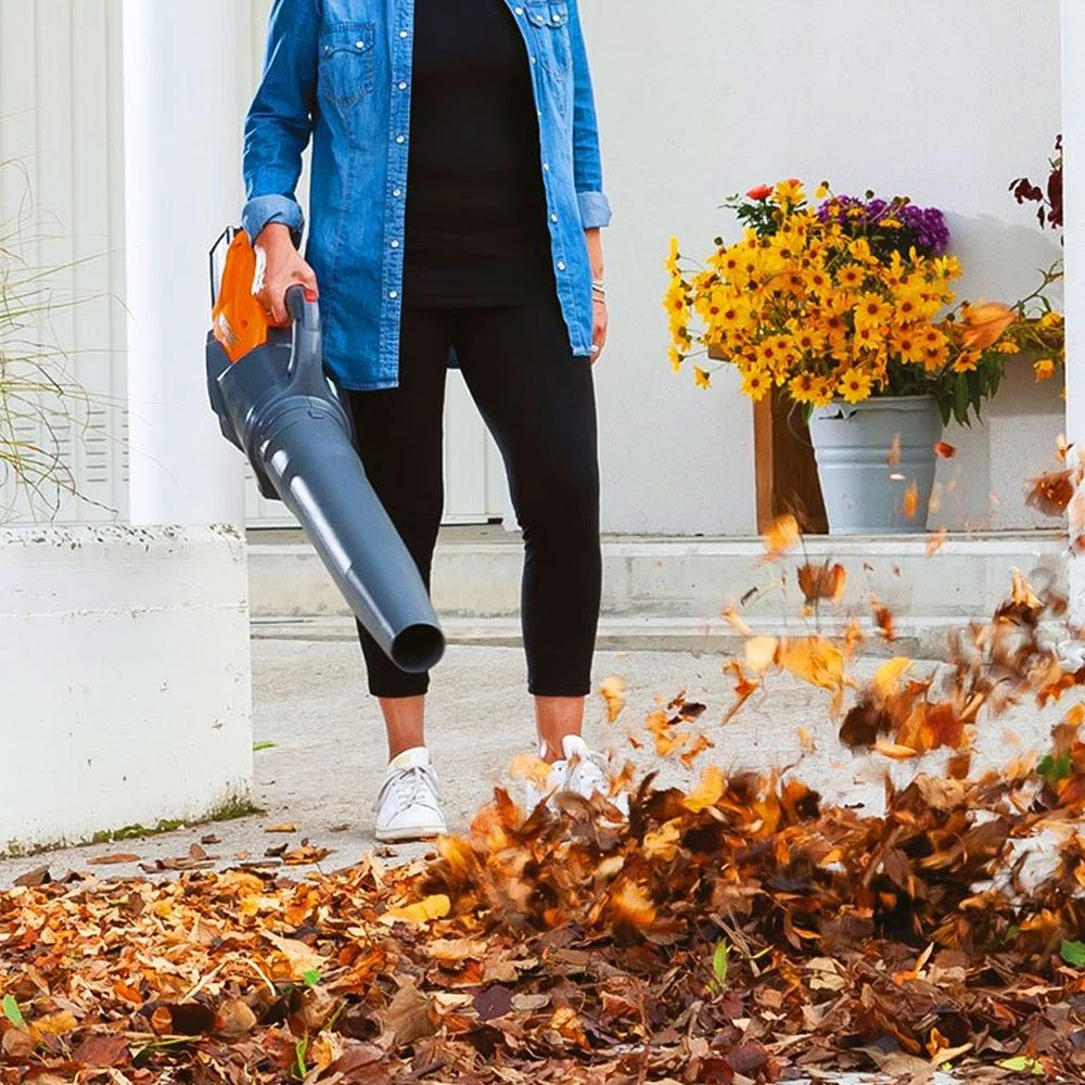 Oleo-Mac BVi 60 40V Cordless Leaf Blower (with 2.0Ah Battery & Charger) - Image 8