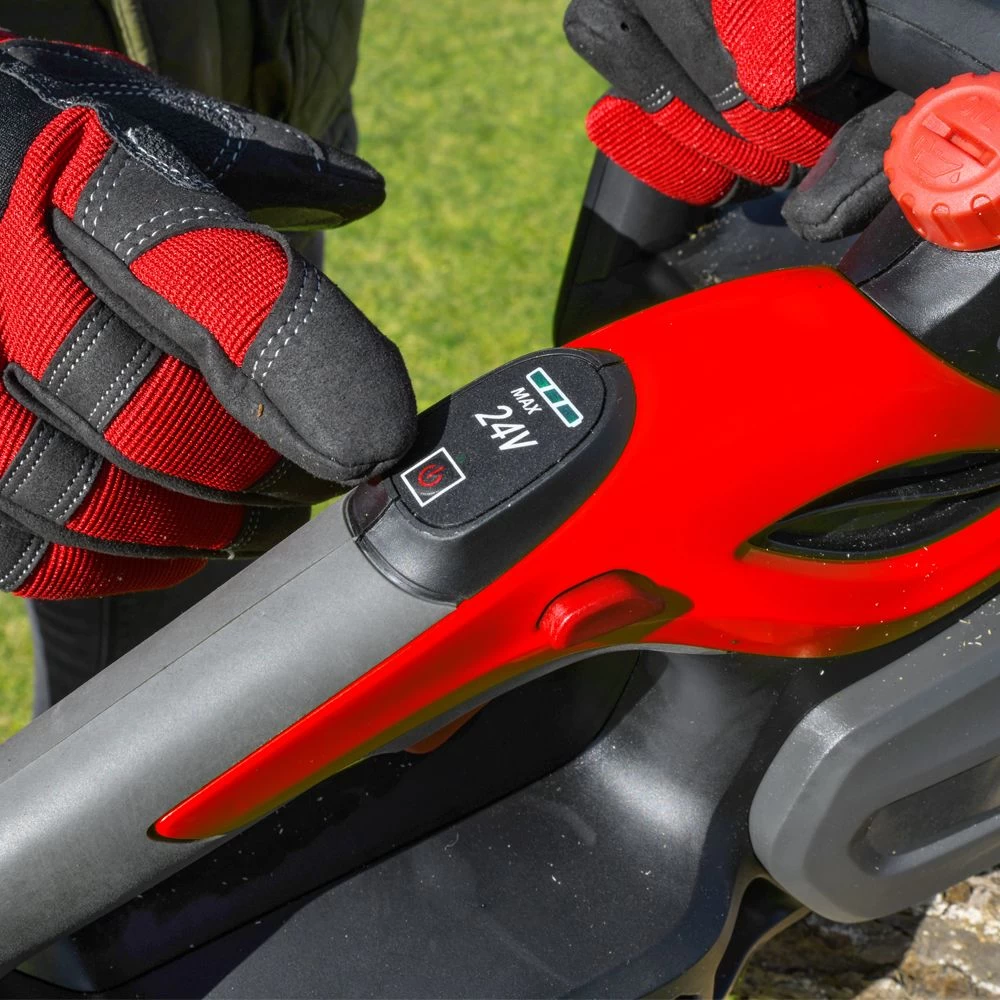 Cobra CS1024V 25cm 24V Cordless Chainsaw (with 2Ah Battery & Charger) (Bundle Builder) - Image 3