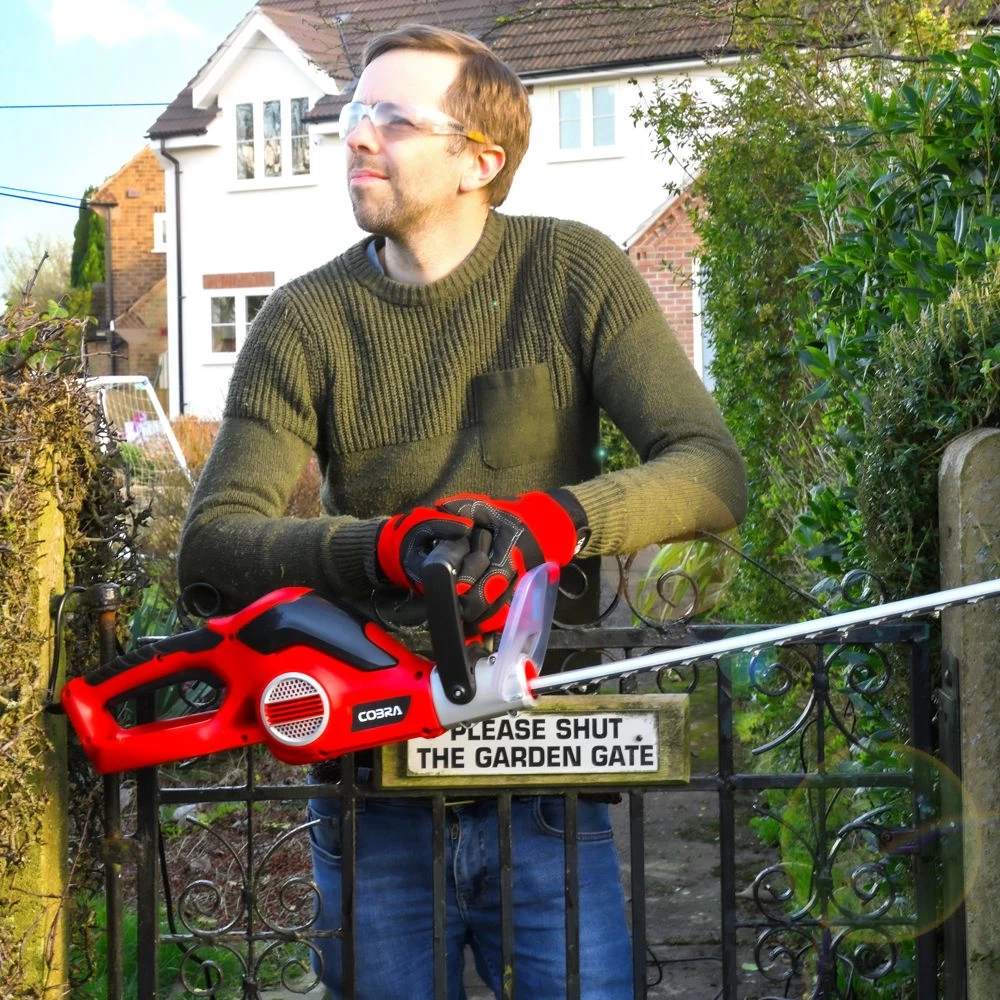 Cobra HT550E Electric Hedge Trimmer - Image 6