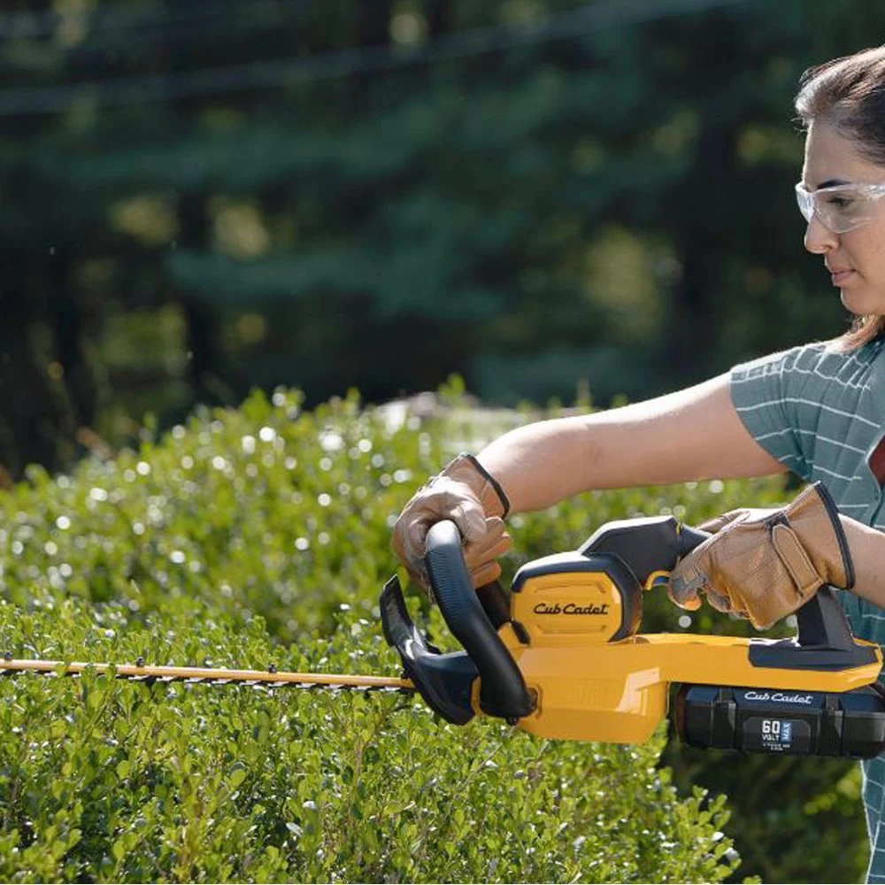 Cub Cadet LH5 H60 60V MAX Li-Ion Cordless Hedge Trimmer (Bare Tool) (Bundle Builder) - Image 7