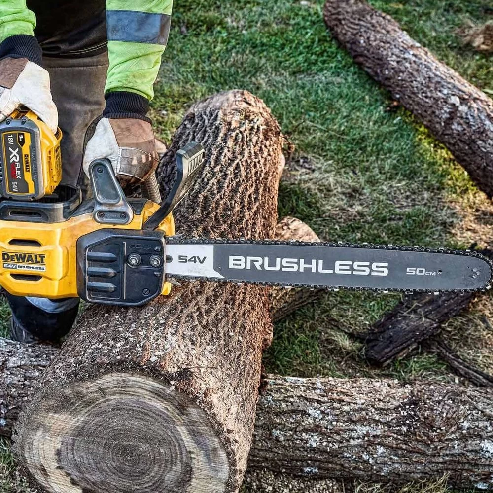 DeWalt DCMCS575N-XJ 54V XR FLEXVOLT 50cm Cordless Chainsaw (Tool Only) - Image 2