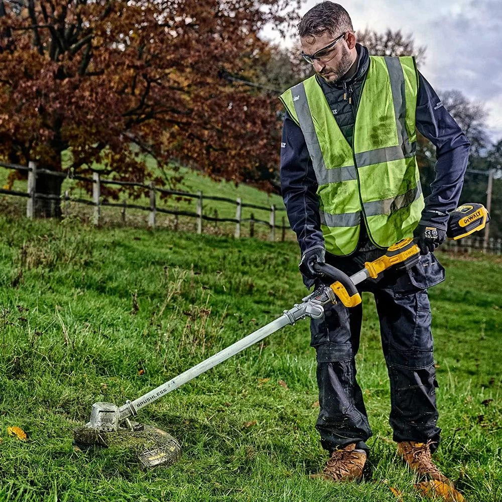 DeWalt DCMST561N-XJ 18V XR Cordless Grass Trimmer (Tool Only) - Image 5