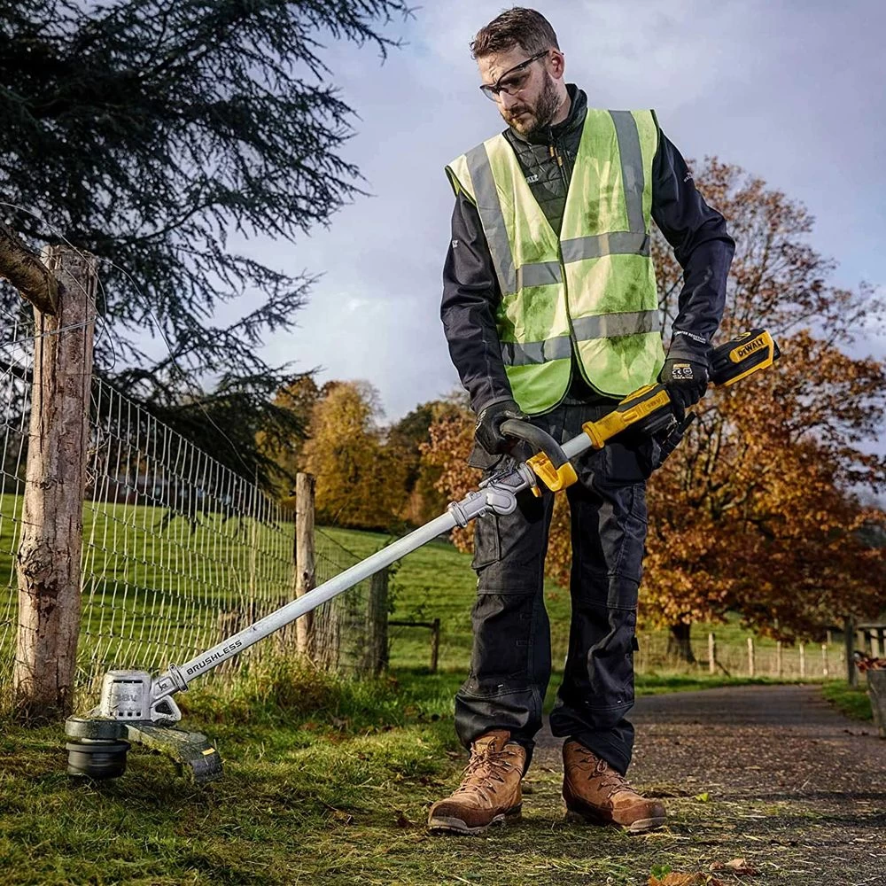 DeWalt DCMST561P1-GB 18V XR Cordless Grass Trimmer (with 5Ah Battery & Charger) - Image 10