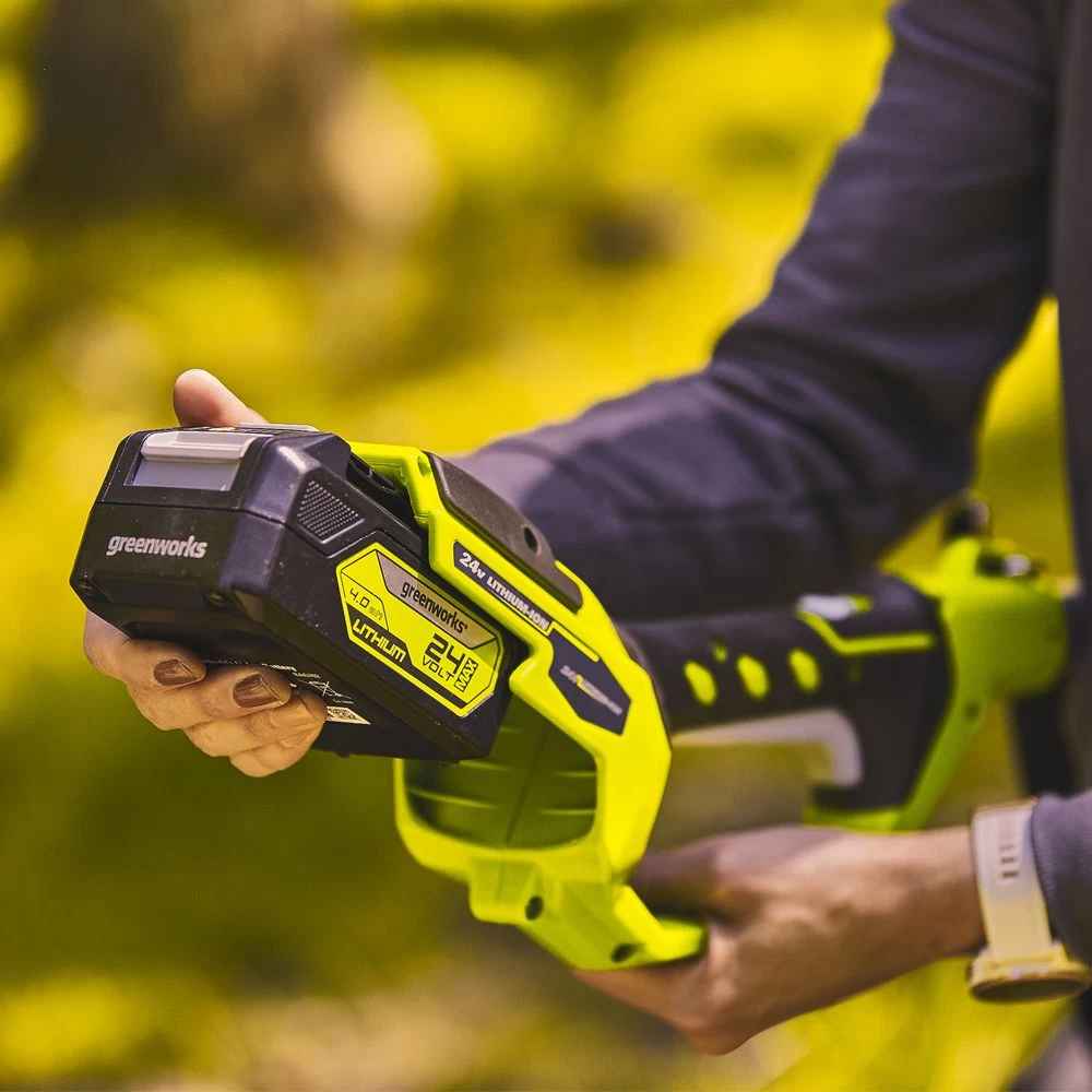 GreenWorks G24PS20 24V Cordless Pole Saw (Bare Tool) - Image 7