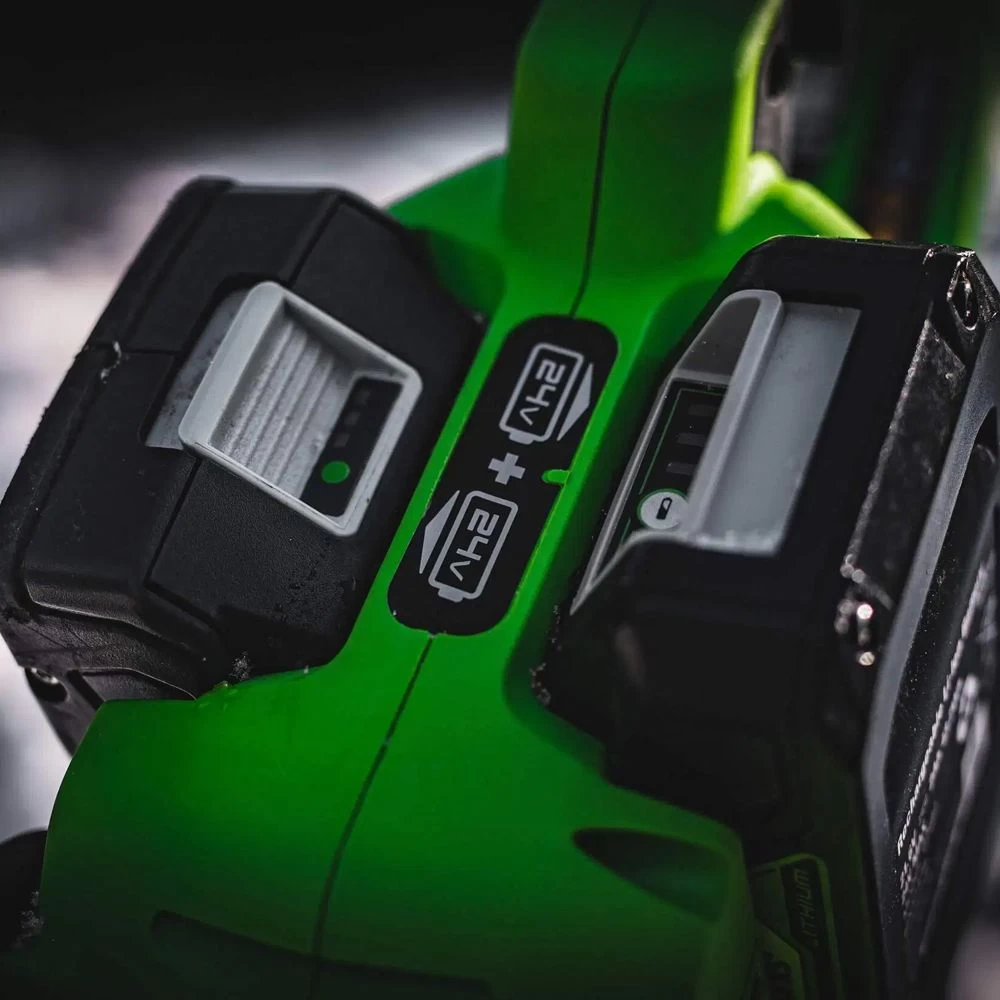 GreenWorks GD24X2CS36K4X DigiPro 48V (2 X 24V) Cordless Chainsaw (with 2 X 4Ah Batteries & Charger) (Bundle Builder) - Image 8