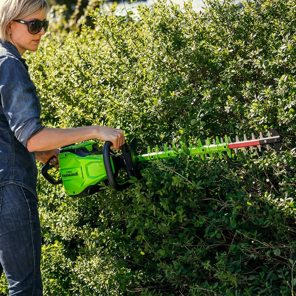 GreenWorks Pro GD60HT 60V Cordless Hedge Trimmer (Bare Tool) - Image 4